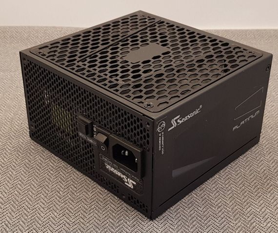 Блок питания Seasonic Prime Ultra Platinum 550W (SSR-550PD2) / 550W / 24+4(4)+4(8) pin б/у | Зображення 2