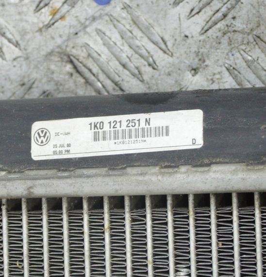 Радіатор охолодження двигуна Skoda Octavia Superb Yeti 2004-2017 Радіатор мотора Шкода 1K0121251N | Зображення 2
