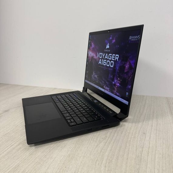 Ігровий ноутбук Б-клас Corsair Voyager A1600 / 16" (2560x1600) IPS / AMD Ryzen 9 6900HS (8 (16) ядер по 3.3 - 4.9 GHz) / 16 GB DDR5 / 512 GB SSD / AMD Radeon RX 6800M, 12 GB GDDR6, 192-bit / WebCam б/в | Зображення 4