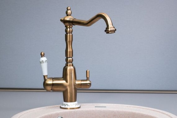 Кухонний змішувач Fabiano FKM 31.4 Brass Antique 8231.403.0140 | Зображення 1