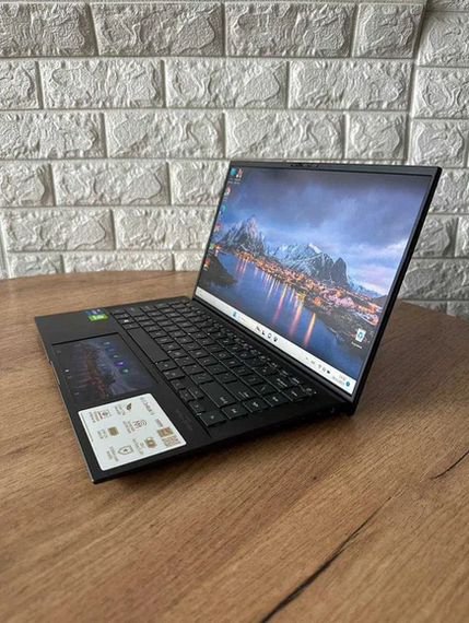 Ноутбук Asus ZenBook UX435EG 14,0" i7 1165G7 16Gb SSD 1Tb NVidia MX 450 Б/В | Зображення 1