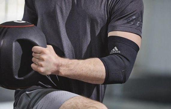 Фіксатор ліктя Adidas Performance Elbow Support чорний Уні M ADSU-13332 | Зображення 3