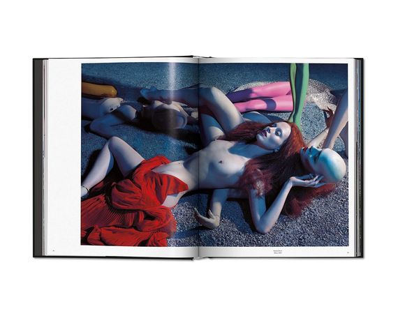 Книга для фэшн-фотографа Mert Alas and Marcus Piggott: Charlotte Cotton подарочные книги о модной фотографии | Зображення 1