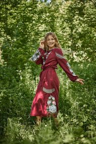 Платье  вышиванка  лен бордовое