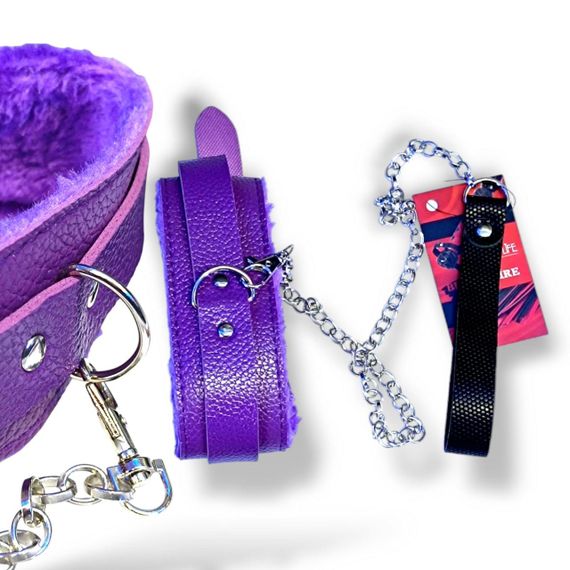 Мягкий фиолетовый ошейник "Love leash" с цепочкой-поводком и удобным черным держателем  Экокожа-металл sexstyl | Зображення 2