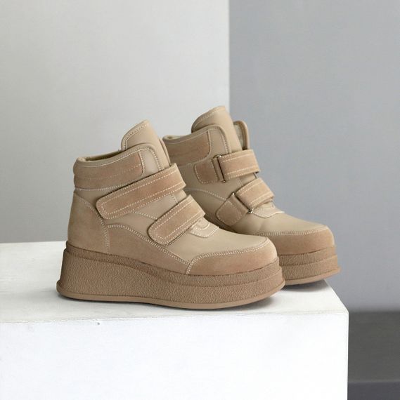 Бежеві зимові черевики снікерси на липучках натуральна шкіра + замша | Зображення 1