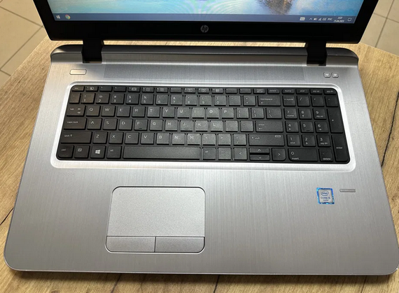 Ноутбук HP Probook 470 G3 17.3" HD+ i5 6200U 8Gb SSD256Gb Radeon R7 M340 Б/В | Зображення 1