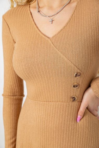 Сукня трикотажна з оборкою, колір бежевий, 230R0113 | Зображення 4