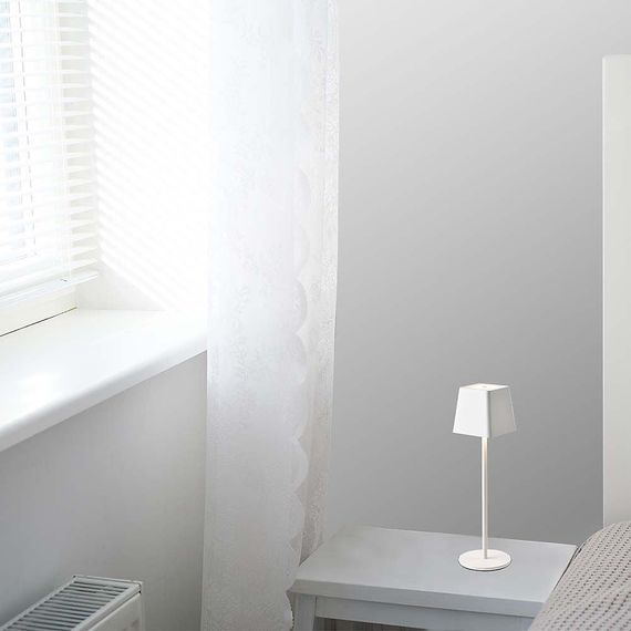 Лампа настольная аккумуляторная Cozy в скандинавском стиле 5 Вт 5200mA 2402 Белая | Зображення 1