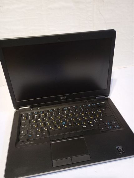 Ультрабук Dell Latitude E7440 / 14" (1920x1080) TN / Intel Core i5-4300U (2 (4) ядра по 1.9 - 2.9 GHz) / 8 GB DDR3 / 256 GB SSD / Intel HD Graphics 4400 / WebCam / АКБ не держит б/у | Зображення 2