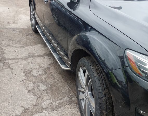 Бокові пороги OEM (2 шт., Алюміній) для Ауди Q7 2005-2015 рр | Зображення 1
