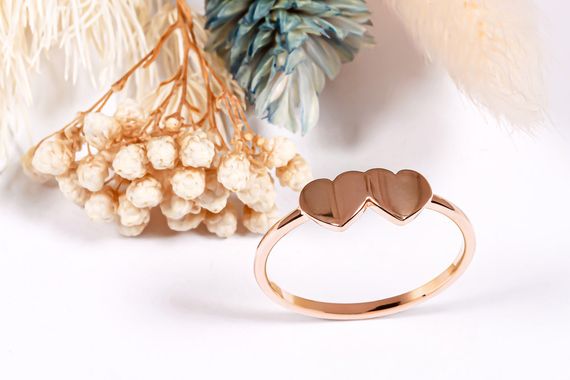 Кольцо из красного золота с сердечками 16 | Зображення 5