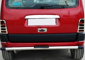 Накладка над номером (1996-2002, 1 дв, нерж) для Peugeot Partner
