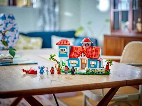 Конструктор LEGO Disney Classic Пляжный дом Лило и Стич 43268 | Зображення 8
