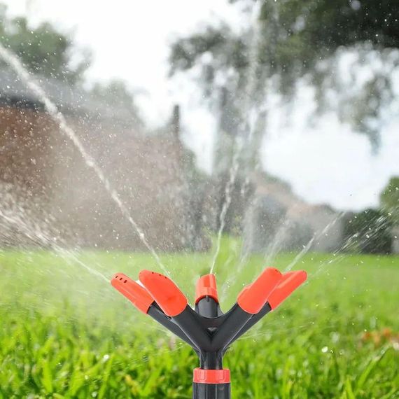 Садовая система полива с вращением на 360° / Спринклерный ороситель для газона / Распылитель для сада | Зображення 1
