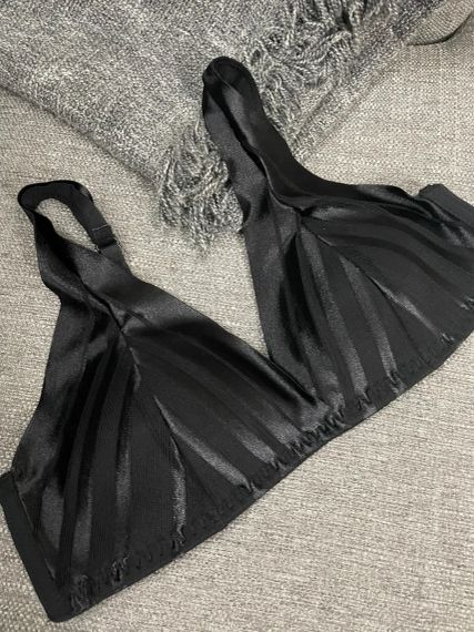 Бюстгальтер с треугольными чашками без косточек из микрофибры и тюля, Love and bra Jenny, размер 5B(90B) nero | Зображення 8