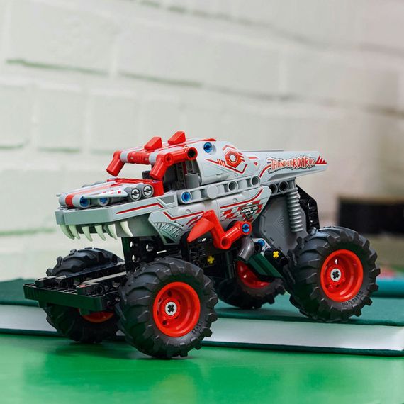 Конструктор ігровий Technic Monster Jam ThunderROARus 42200 232 деталі | Зображення 1