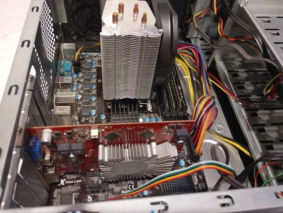 ПК Codegen 3341 Tower / AMD FX-6300 (6 ядер по 3.5 - 4.1 GHz) / 16 GB DDR3 / 120 GB SSD / AMD Radeon R7 250, 2 GB DDR3, 128-bit / DVD-RW / 450W б/в | Зображення 5