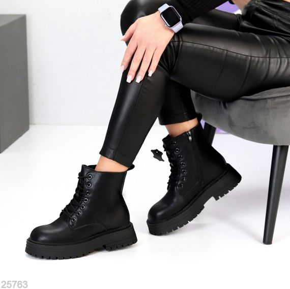 Повсякденні чорні зимові черевики берці натуральна шкіра доступна ціна 37