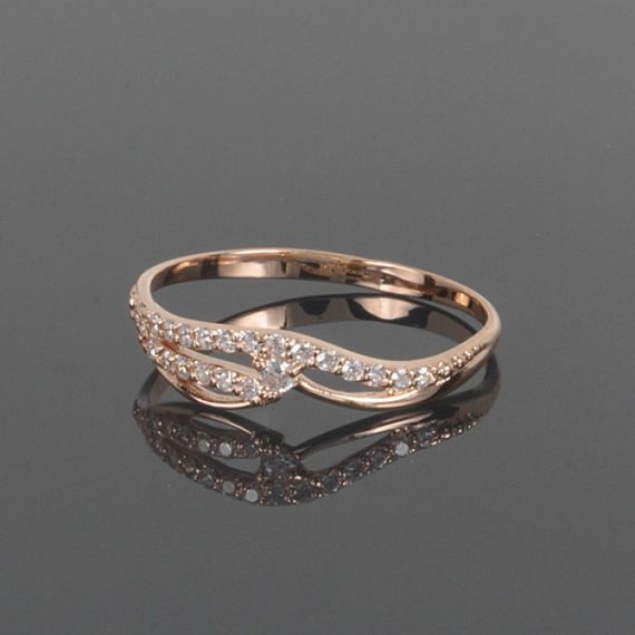 Женское кольцо из красного золота с финитами 20