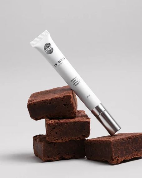 Блиск для губ з ментолом UNICO Lip Gloss with menthol - Brownie (12 ml) | Зображення 4