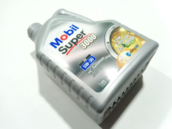 Олива моторна 5W-30 синтетична MOBIL Super 3000 XE 5 л. (150944)