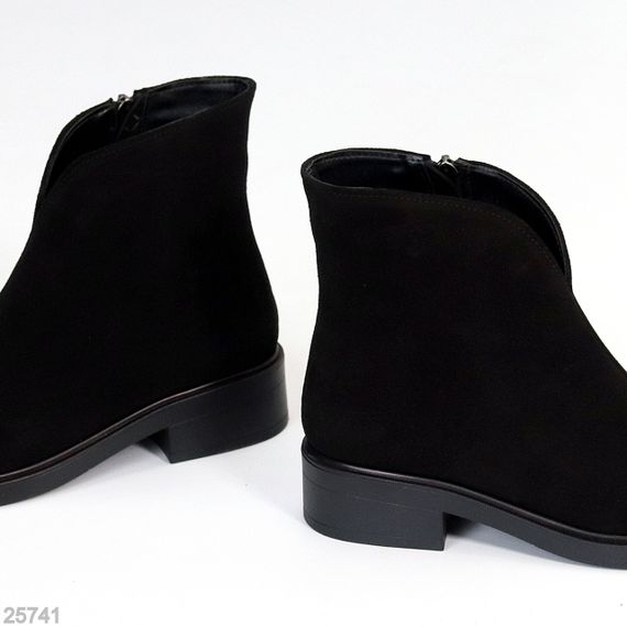 Практичні універсальні чорні зимові черевики замшеві низький хід | Зображення 2