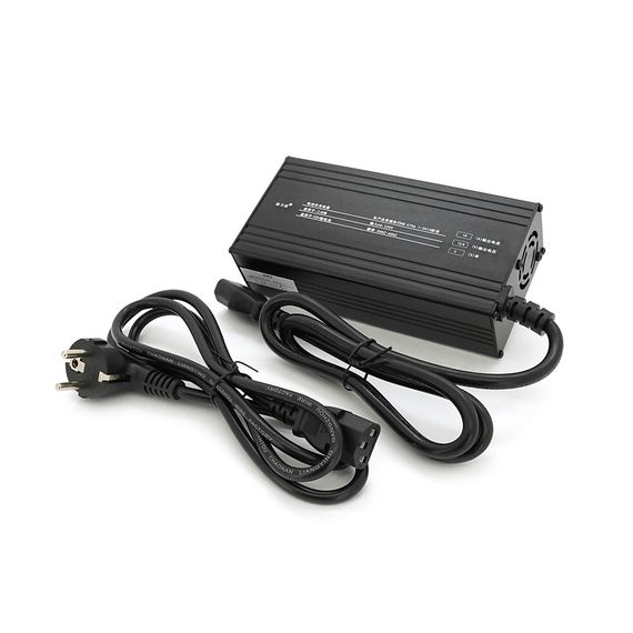 Зарядний пристрій для акумуляторів Li-ion 12V(12, 6V), 3S, 15A | Зображення 1