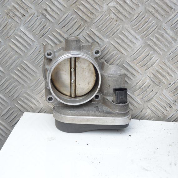 Дросельна заслінка BMW E60 E61 E63 E64 E81 E87 E90 E91 2004-2011 Дросельна заслінка БМВ 13547516946