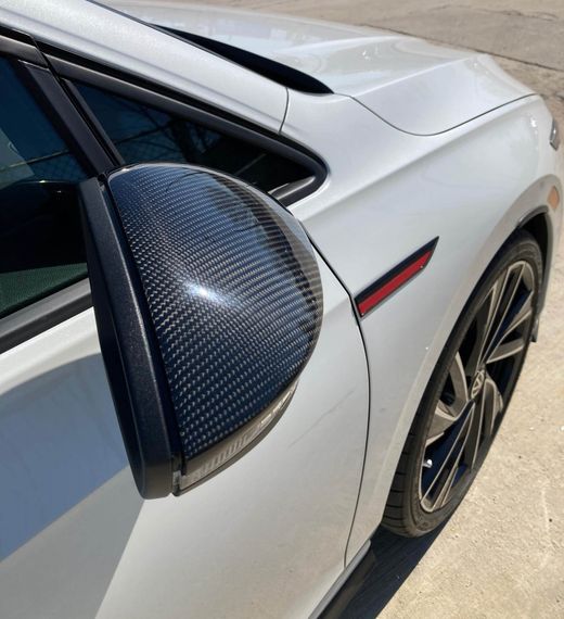 Кришки дзеркал (Карбон) для Volkswagen Golf 8 2019- рр | Зображення 1