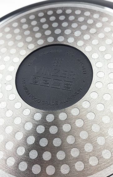 Сковорода Wok антипригарна Vinzer Kuro Induction Line 28 см 50425 глибока для всіх плит | Зображення 3