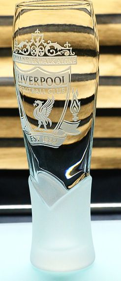 Крафтовый бокал 440 мл Ливерпуль с гравировкой Стеклянный бокал для фаната ФК Liverpool Подарок болельщику | Зображення 2