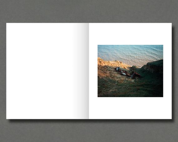 Подарункова книжка найкращі фотографи світу Ієн Гоуорт Ian Howorth. A Country Kind of Silence (Signed) з афтографом | Зображення 4
