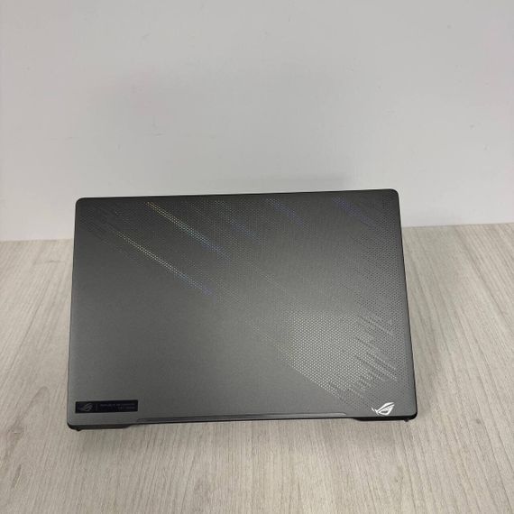 Ігровий ноутбук Asus ROG Zephyrus G16 GU603VI / 15.6" (1920x1080) IPS / Intel Core i7-13620H (10 (16) ядер по 3.6 - 4.9 GHz) / 16 GB DDR5 / 512 GB SSD M.2 / nVidia GeForce RTX 4070, 8 GB GDDR6, 128-bit / WebCam б/в | Зображення 6