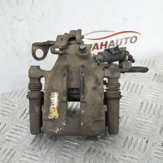 Супорт гальмівний задній правий Seat Alhambra Гальмівний супорт Сеат Альхамбра 0986473847