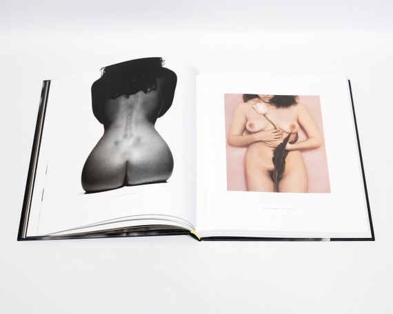 Книга - фотоальбом эротической фотографии лучших фотографов мира Graphis Nudes V.1 | Зображення 1