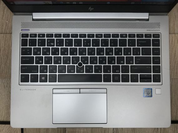 Ультрабук Б-класс HP EliteBook 840 G5 / 14" (1920x1080) IPS / Intel Core i5-8350U (4 (8) ядра по 1.7 - 3.6 GHz) / 8 GB DDR4 / 256 GB SSD M.2 / Intel UHD Graphics 620 / WebCam / Fingerprint / HDMI б/у | Зображення 4