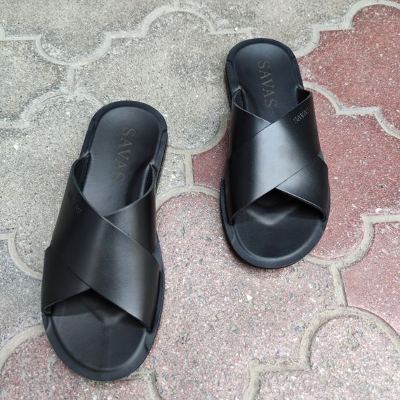 Чорні чоловічі шльопанці з шкіри 40 42 43 розмір