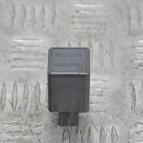 Реле склопідйомника Nissan Navara X-Trail 2000-2006 Реле перемикача склопідйомника Ніссан 24330C9900