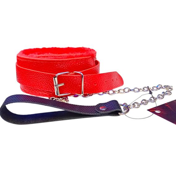 Мягкий красный ошейник "Love leash" с цепочкой-поводком и удобным черным держателем  Экокожа-металл sexstyle | Зображення 3