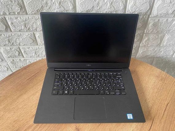 Ноутбук Dell Precision 5520 15,6"FHD IPS Xeon E3 1505M 8Gb SSD512 Quadro M1200  Б/У | Зображення 4