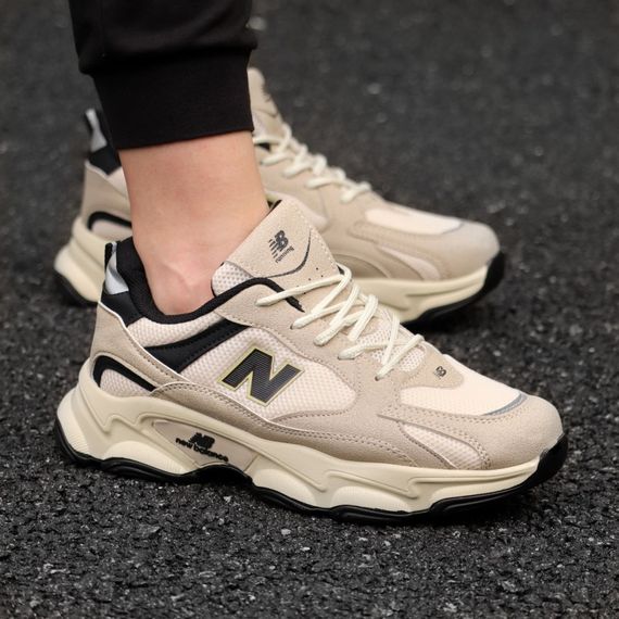 Кросівки New Balance замш/шкіра/3D сітка колір бежевий, чорний | Зображення 1