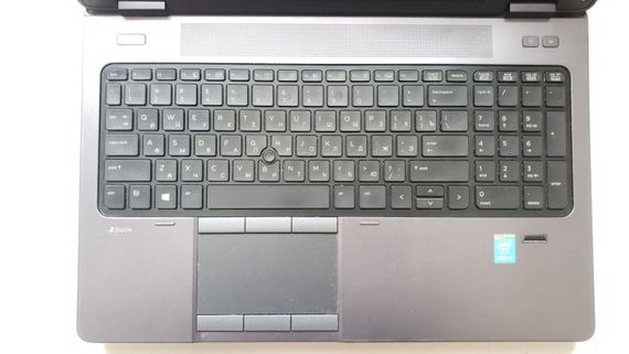 Мобильная рабочая станция Б-класс HP ZBook 15 G2 / 15.6" (1920x1080) IPS / Intel Core i7-4800MQ (4 (8) ядра по 2.7 - 3.7 GHz) / 16 GB DDR3 / 500 GB SSD / nVidia Quadro K2100M, 2 GB GDDR5, 128-bit / WebCam / АКБ не держит б/у | Зображення 2