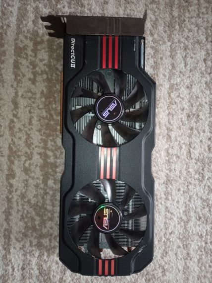 Дискретная видеокарта AMD Radeon HD 6950, 2 GB GDDR5, 256-bit / 2x DVI, 4x DisplayPort б/у | Зображення 1