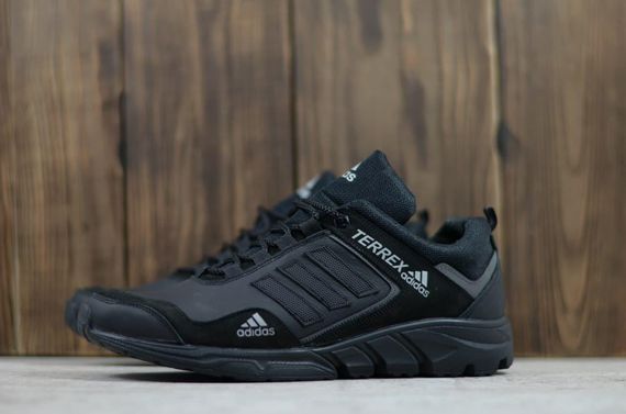 Шкіряні кросівки Adidas колір чорний | Зображення 3