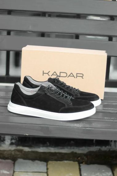 Замшеві кросівки на стильній підошві 42 розмір | Зображення 3