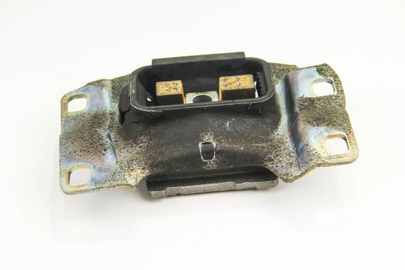 Подушка КПП Ford Focus/C-Max II/Kuga I/ II -Л, Hutchinson (538A21)