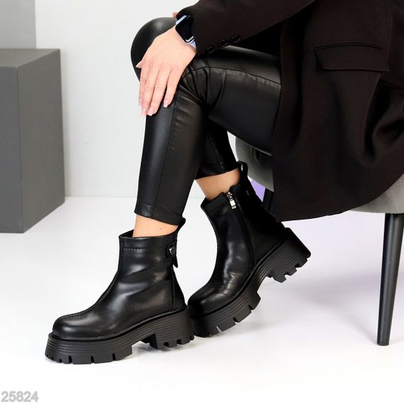 Эффектные молодежные зимние черные ботинки на толстой подошве | Зображення 6