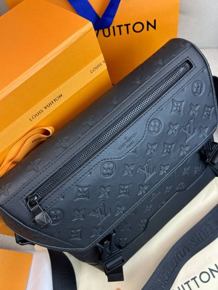 Месенджер чорна Louis Vuitton Voyager PM Monogram Shadow c872 | Зображення 9