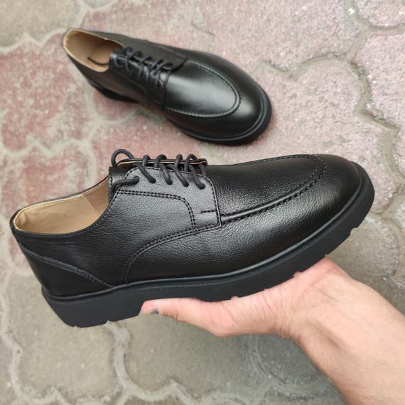 Универсальные туфли на высокой подошве 41 размер